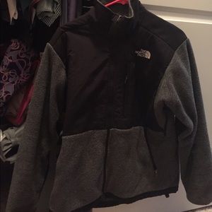 Black and gray North Face Fleece