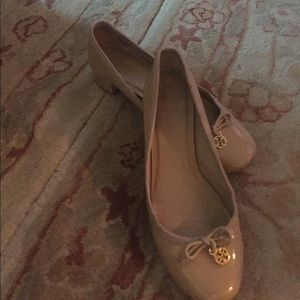 It's very good condition Shoes