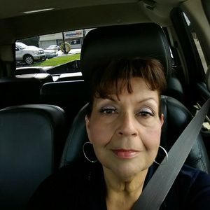 Meet your Posher, Linda