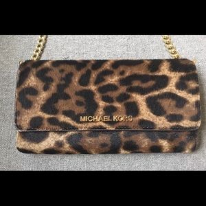 Michael Kors Jet Set Wallet on a Chain Leopard Michael Kors Jet Set Wallet on a Chain Leopard