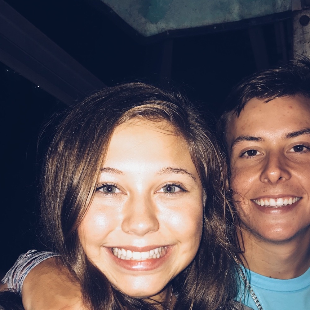 Meet your Posher, Andrea