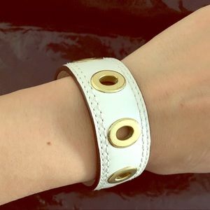 Coach leather grommet bracelet cream/ gold