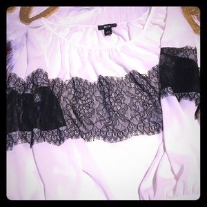 BCX white and black blouse BCX white and black blouse