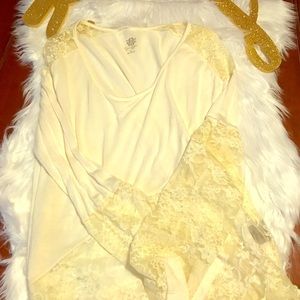 Jessica Simpson ivory blouse with lace accents Jessica Simpson ivory blouse with lace accents