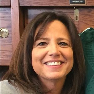 Meet your Posher, Deana