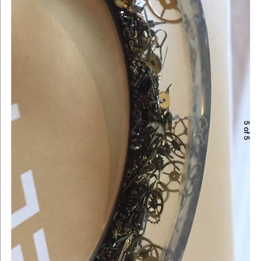 🚫SOLD 🚫  Steampunk Gears And Cogs Resin Bangle - Picture 5 of 5