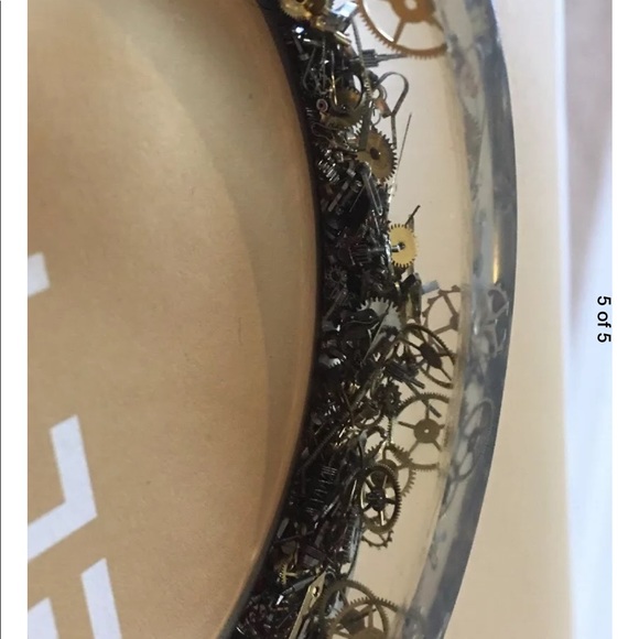 🚫SOLD 🚫  Steampunk Gears And Cogs Resin Bangle - Picture 5 of 5