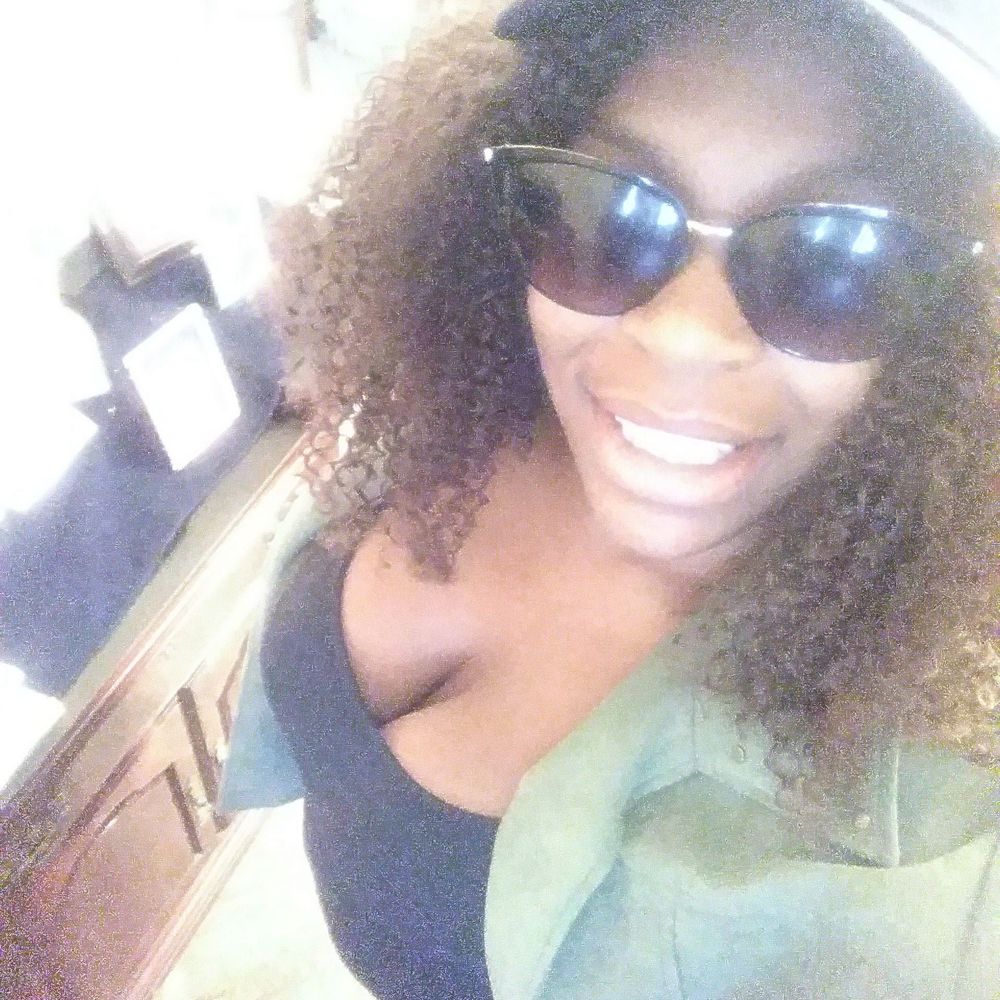 Meet your Posher, Armanda