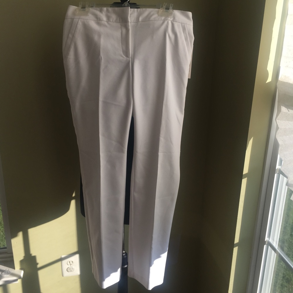Final - White Pleated-Detail Pants