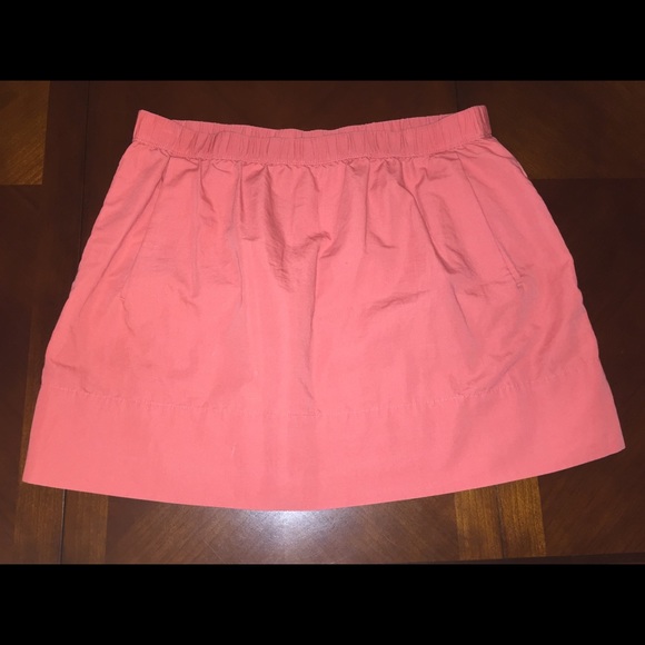 EUC coral GAP skirt with pockets. L - Picture 1 of 6