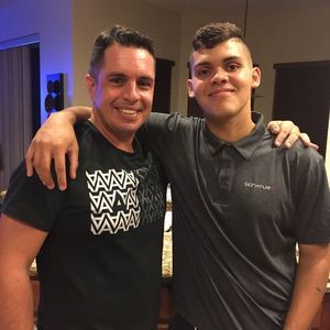 Meet your Posher, Carlos