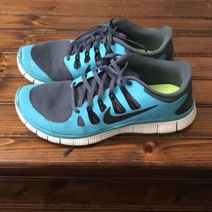 Women’s Nike shoes