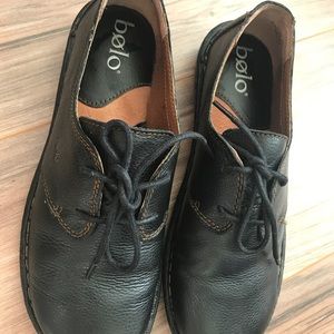 Women’s Leather Bolo Born Shoes