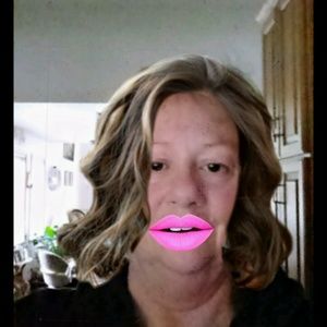 Meet your Posher, Debb