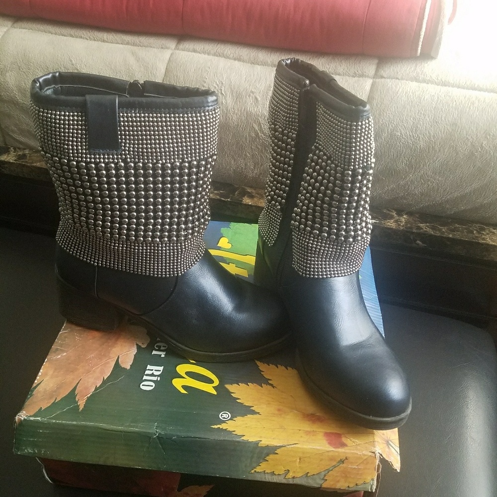 Womens Boots