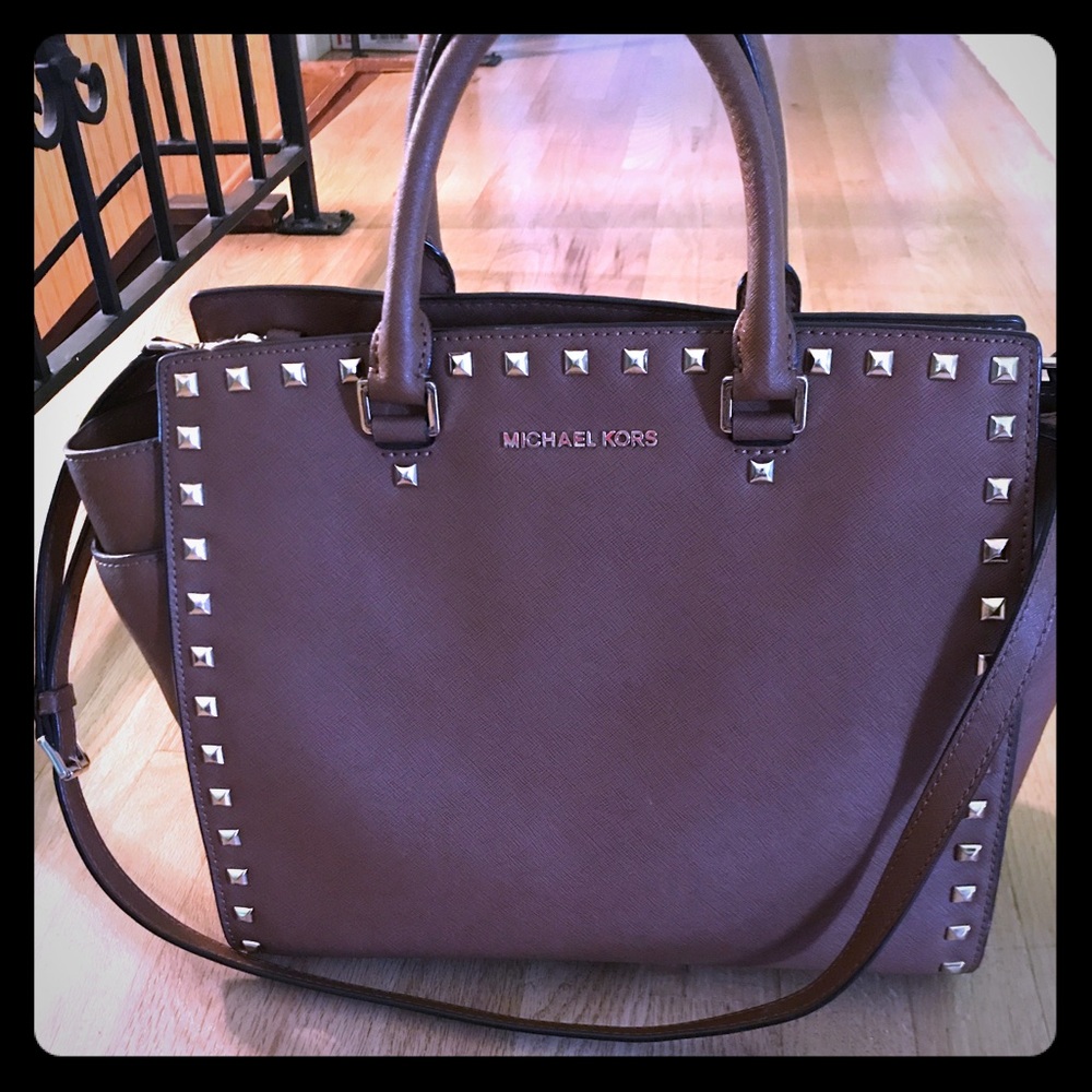 Michael Kors Selma Bag