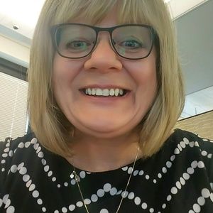 Meet your Posher, Ellen