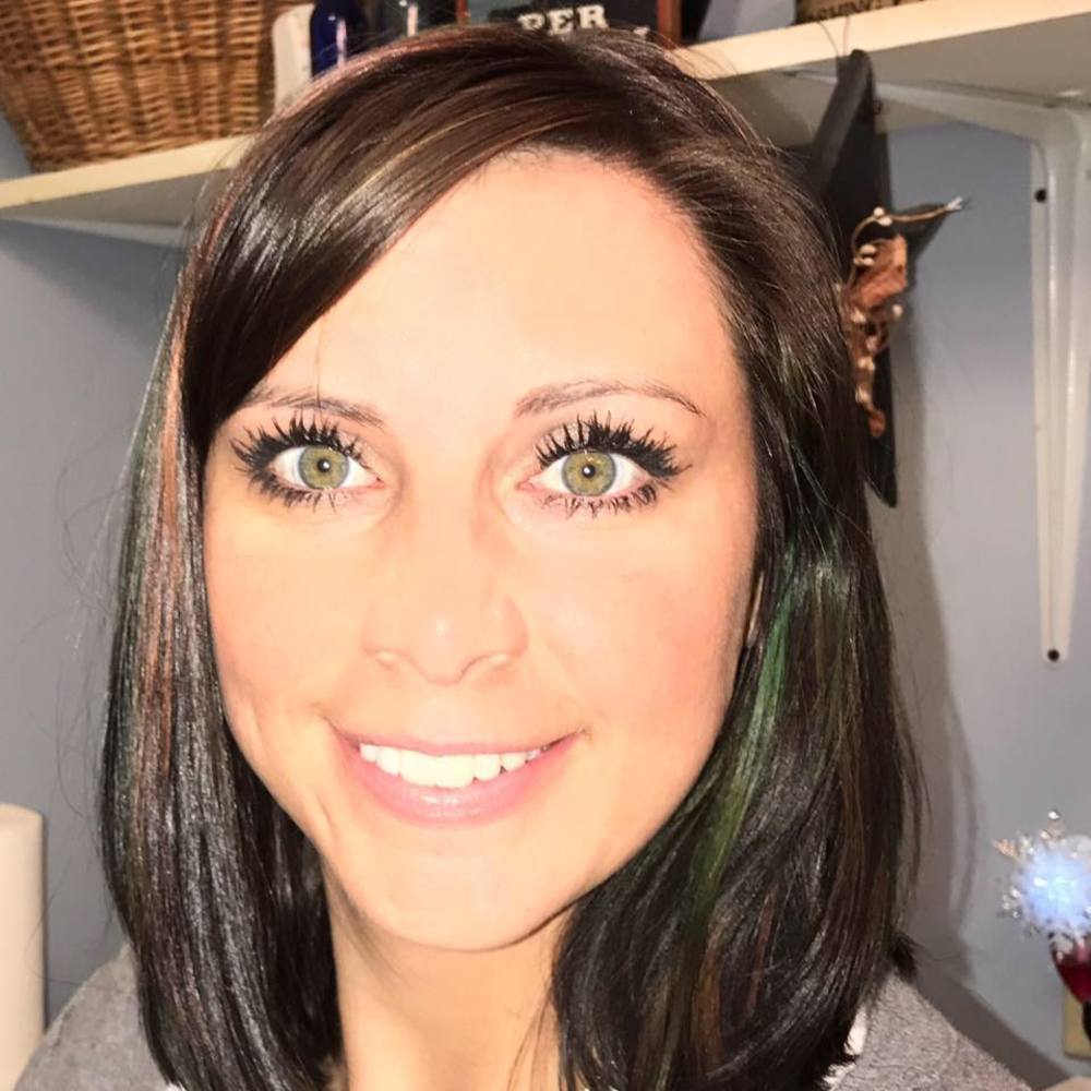 Meet your Posher, Alicia