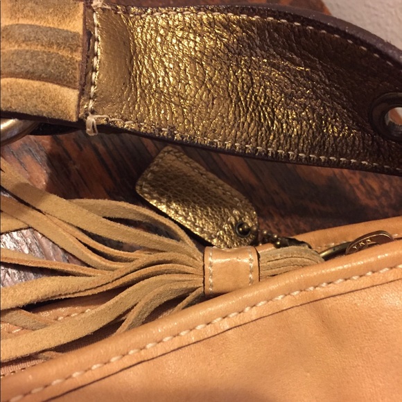 Coach tan genuine leather handbag - Picture 4 of 8