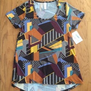 NWT Lularoe Classic Tee XS