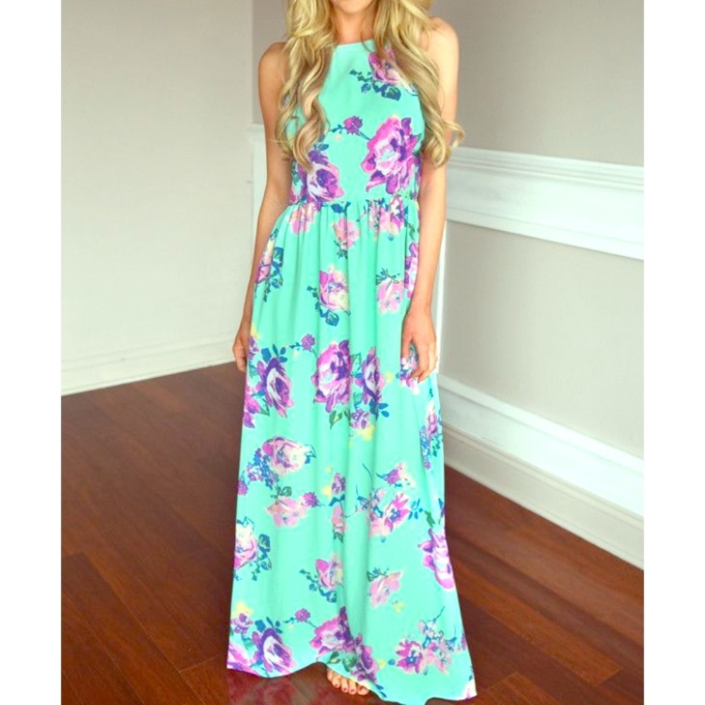 Size medium mint green maxi dress