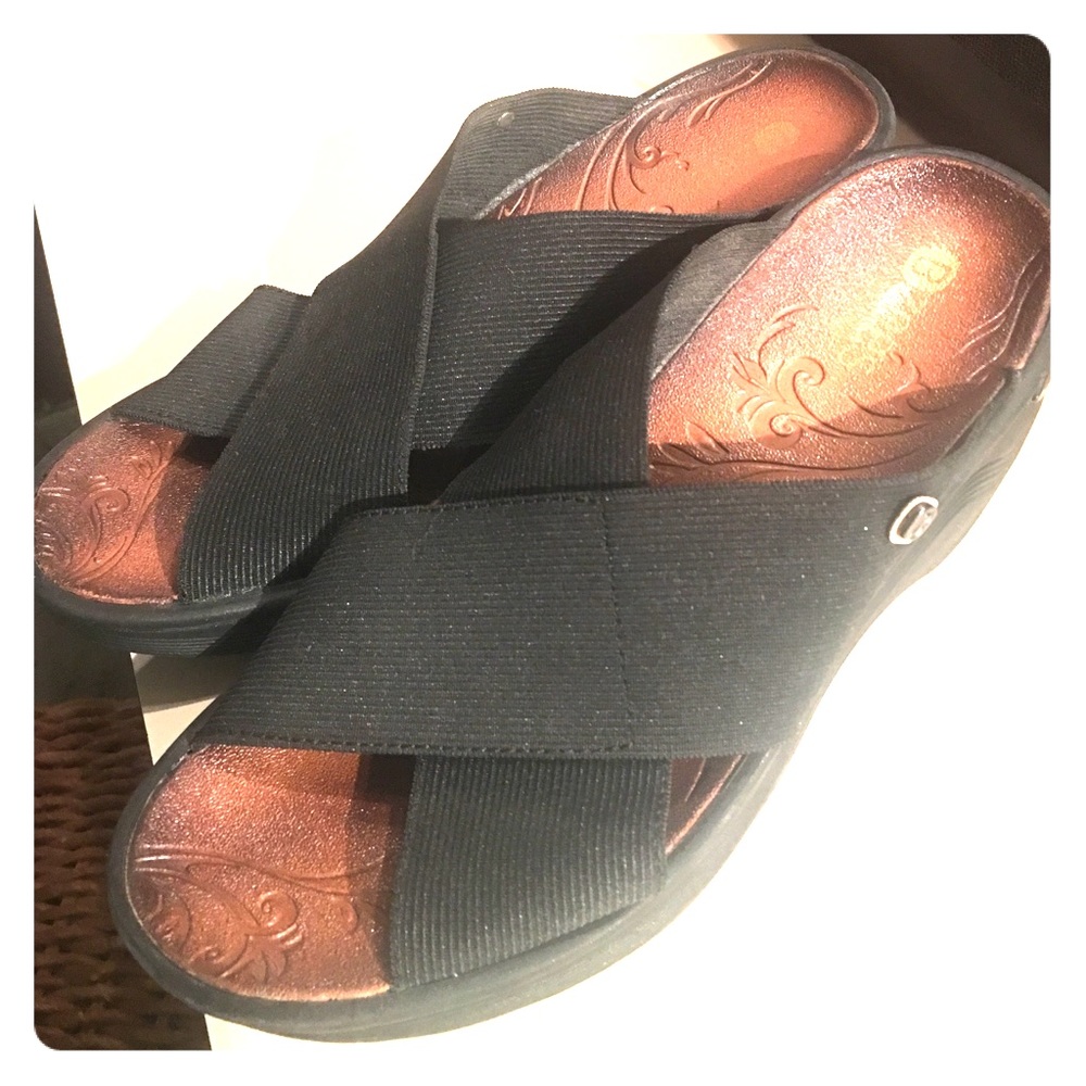 Bezees Sandals 6.5