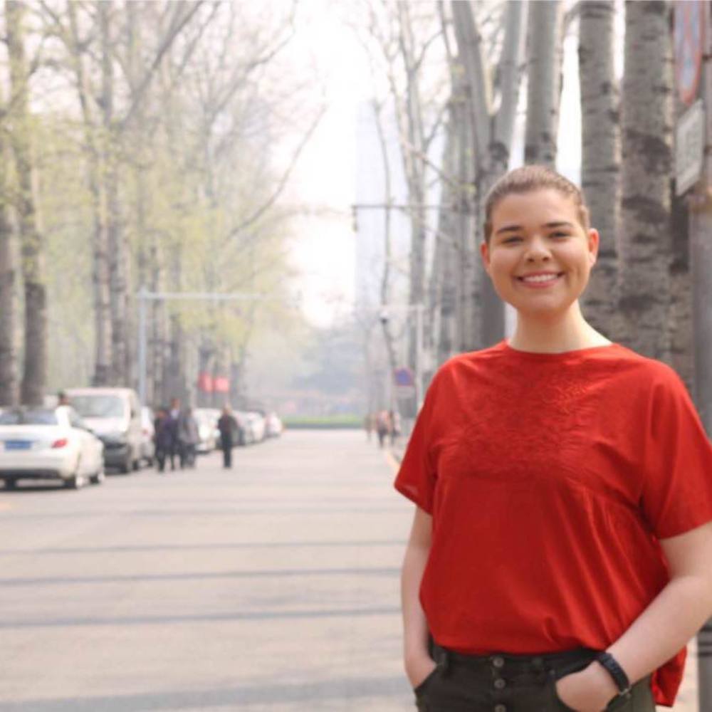 Meet your Posher, Gabi