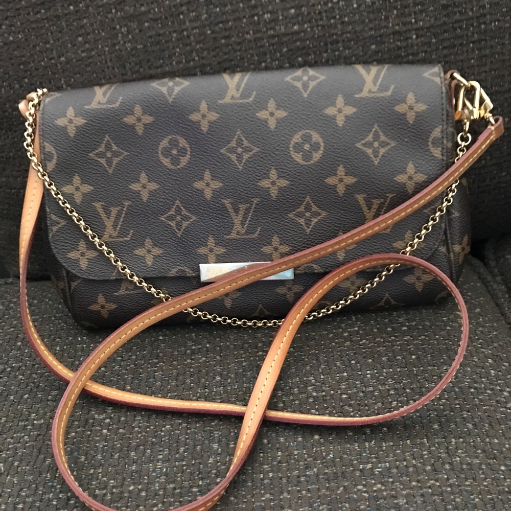 Louis Vuitton Favorite MM