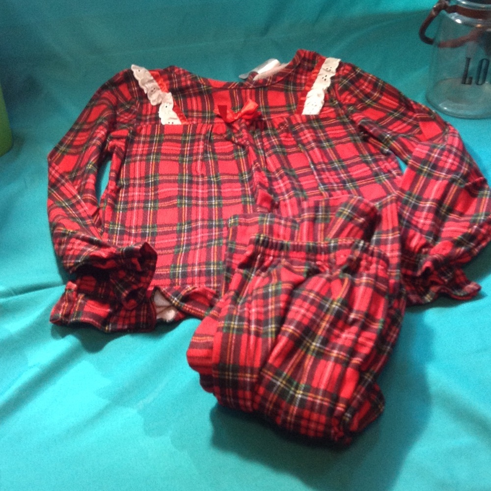 Girls Christmas pajamas bundle!