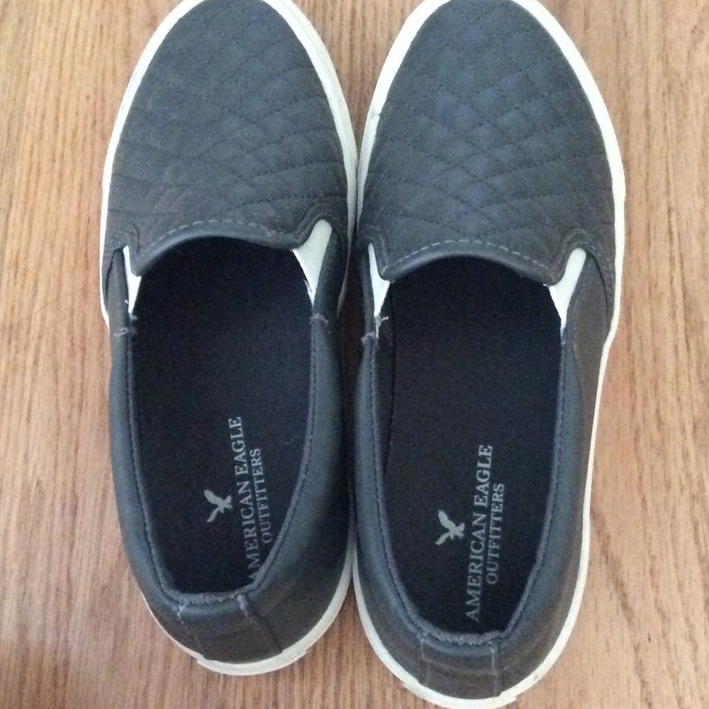 American Eagle, gray slip on sneakers