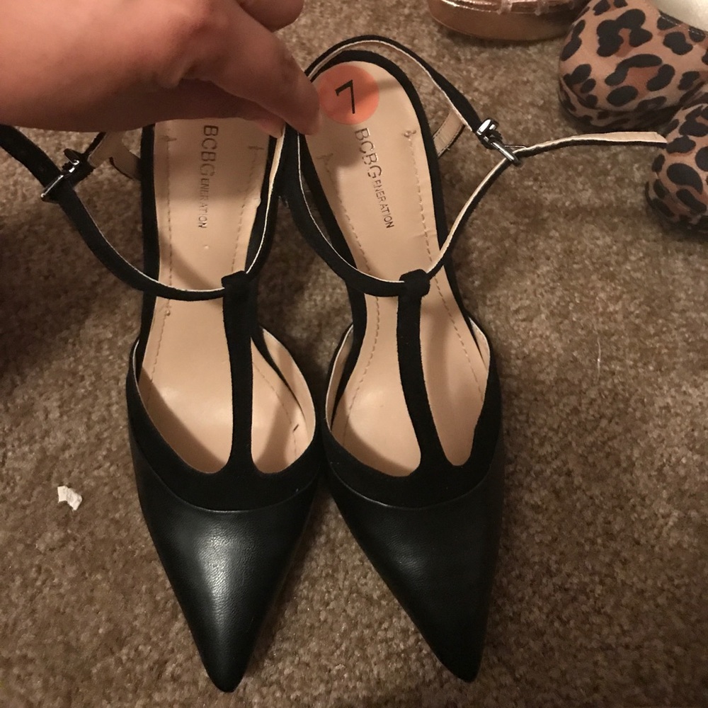 Bcbg ponty toe heels
