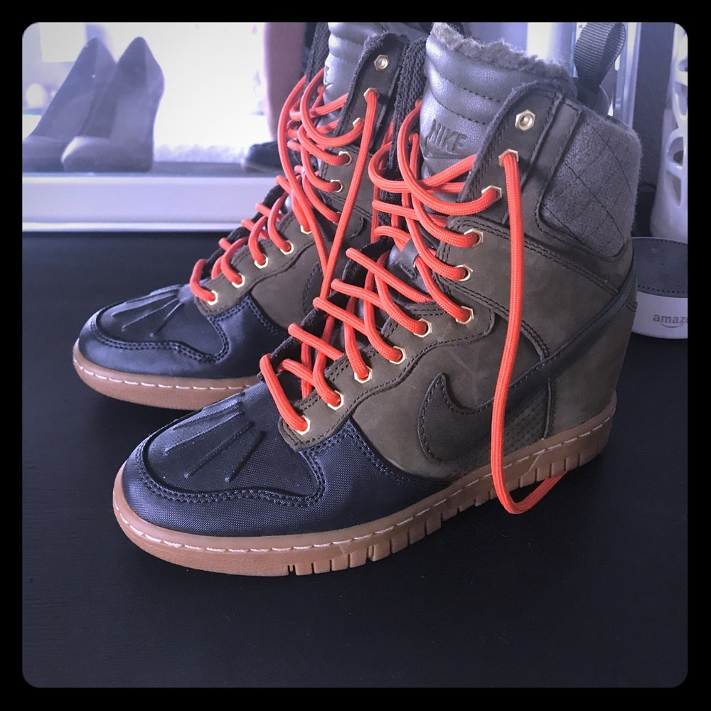 Nike dunk sky hi wedge/boot