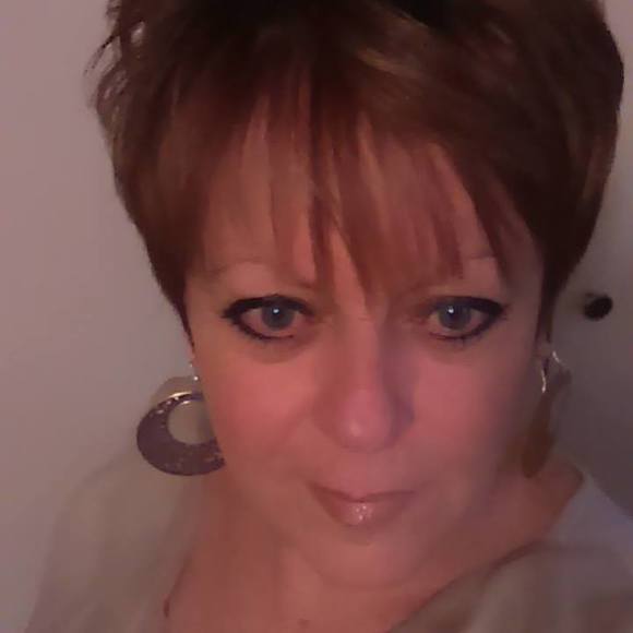 Meet your Posher, Catherine - Picture 1 of 1