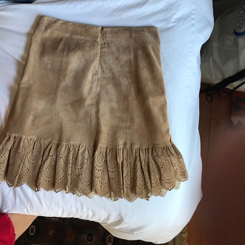 Anthropologie (Elevenses) tan suede skirt, size 4