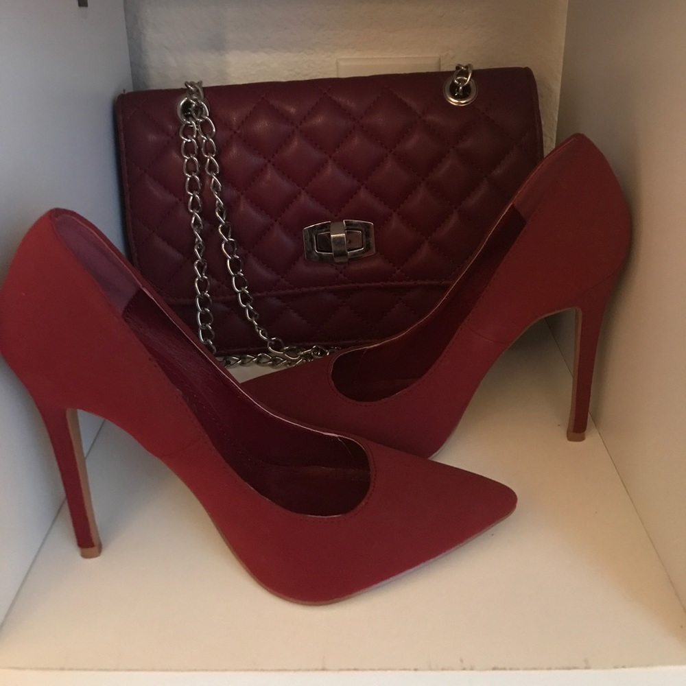 Maroon pointy toe heels