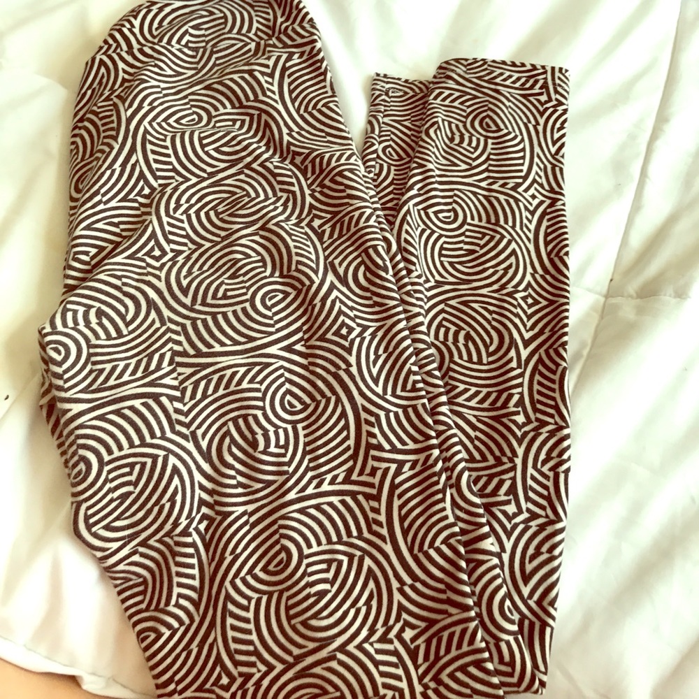 OS Lularoe Leggings.