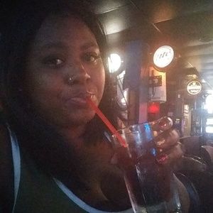 Meet your Posher, Sharice