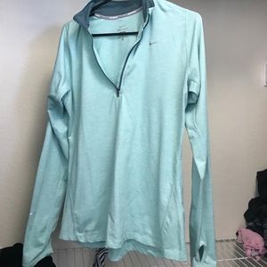 Nike drifit running top