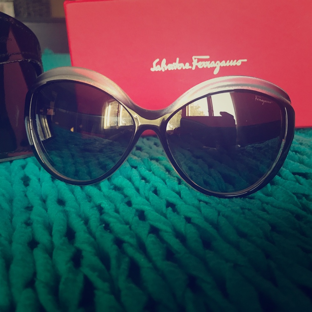 New Salvatore Ferragamo Sunglasses with Case