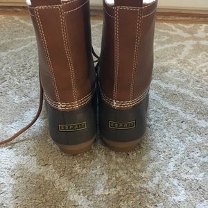 ESPRIT- winter duck boots-size 9