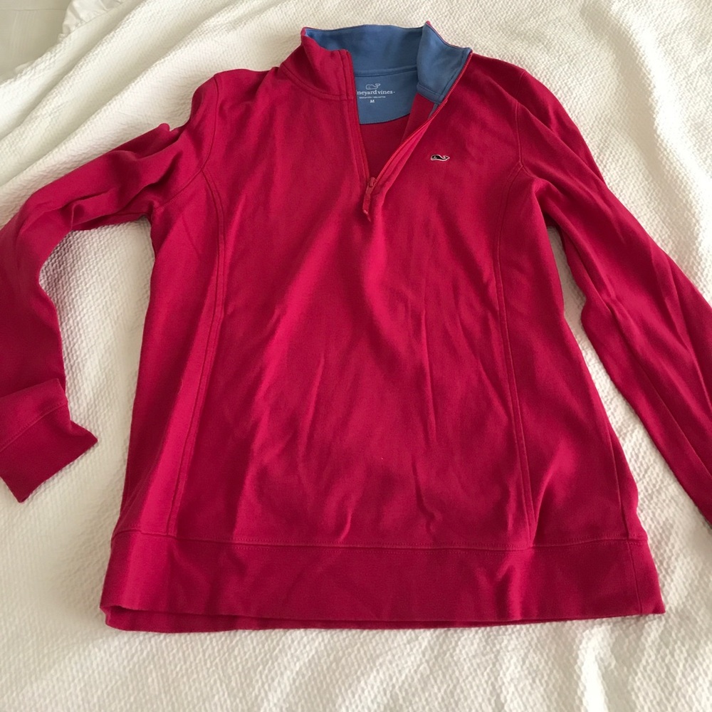 Vineyard vines woman's pullover size medium