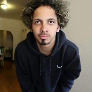 Meet your Posher, Devin