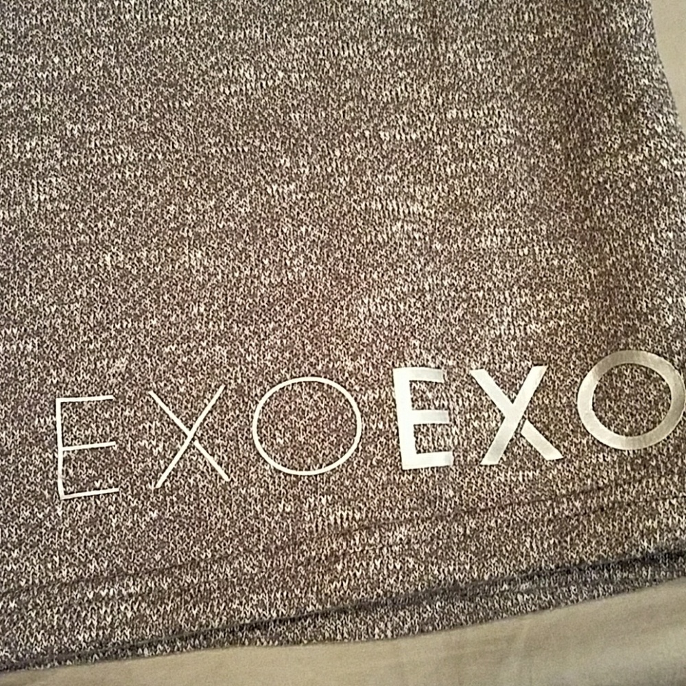Exosleeve Hoodie Pullover