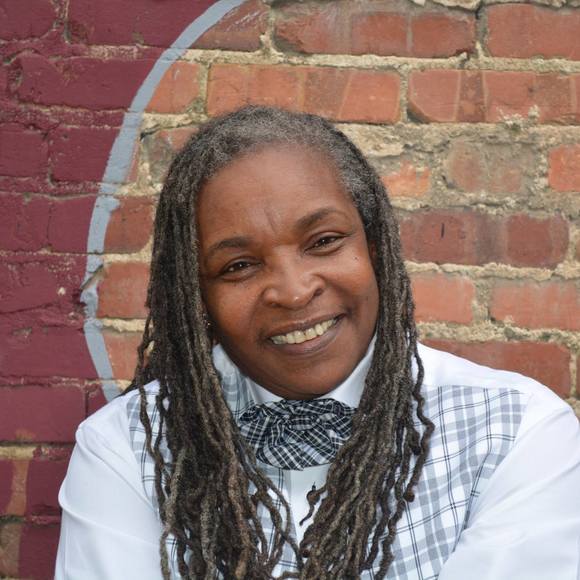 Meet your Posher, Johnnetta - Picture 1 of 1