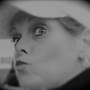 Meet your Posher, Sandy