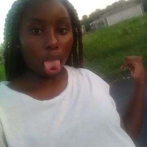 Meet your Posher, Shirley