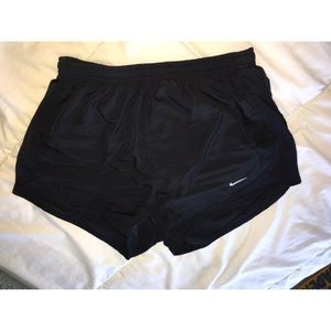 NIKE Tempo Running Shorts