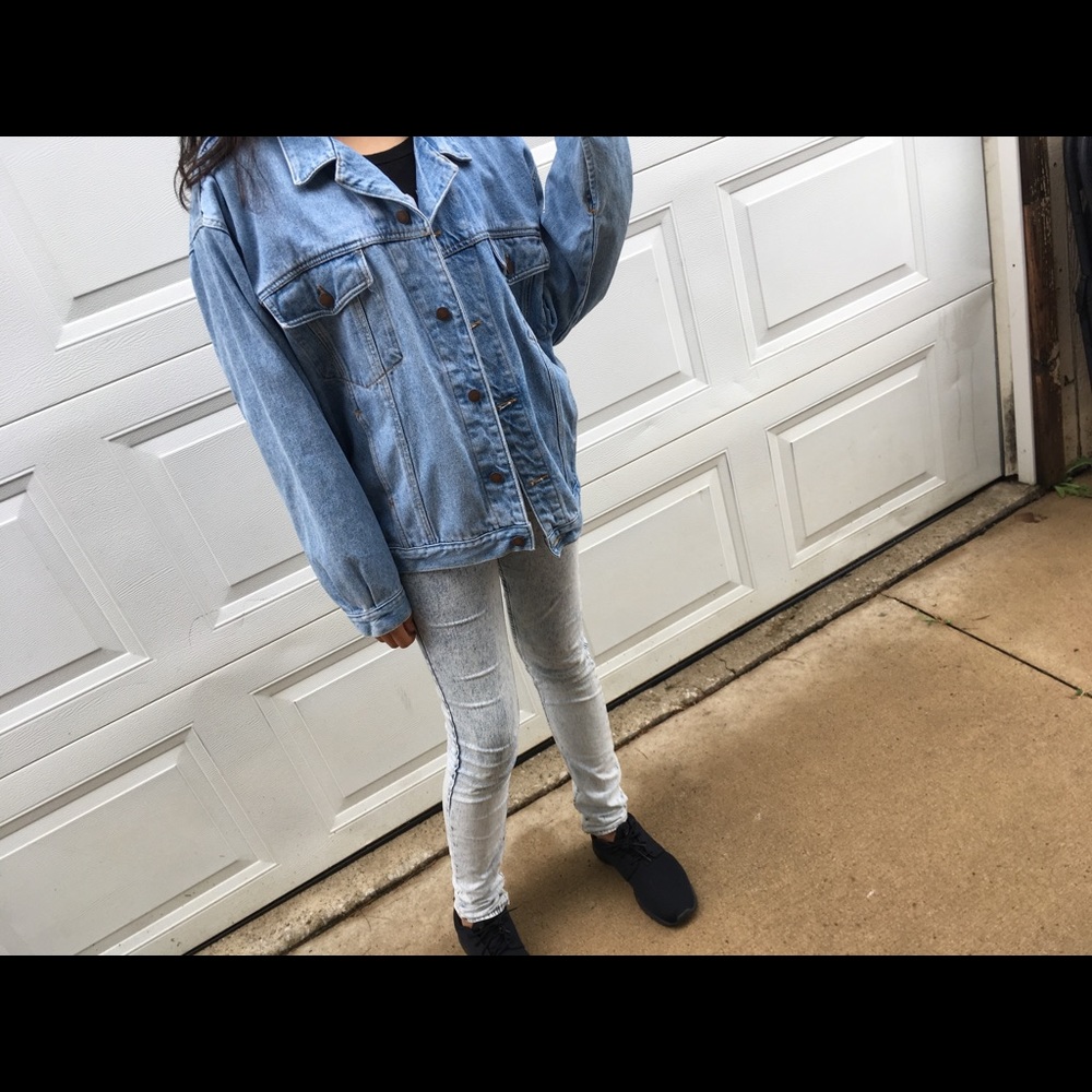A jean jacket for sale! Only wore maybe once?