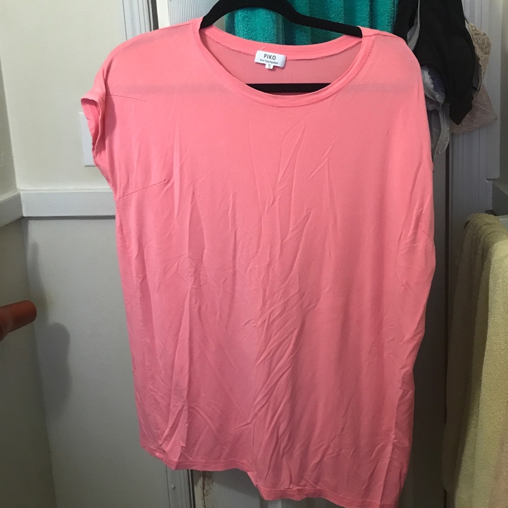 Pink size small piko short sleeved