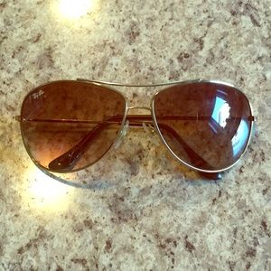 Authentic Ray Ban aviators - gold Authentic Ray Ban aviators - gold